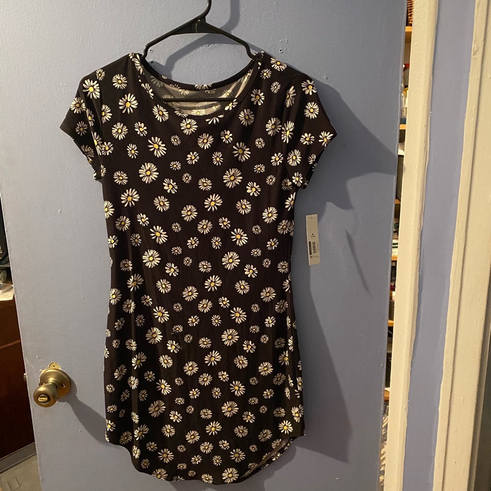 No Boundaries Black Daisy T-Shirt Dress
